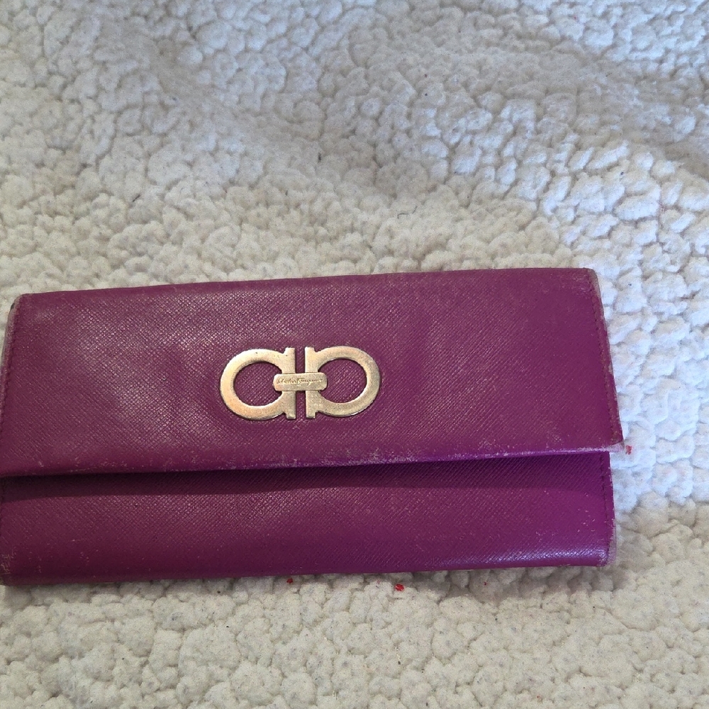 SALVATORE FARRAGAMO DOUBLE GANCINI WALLET